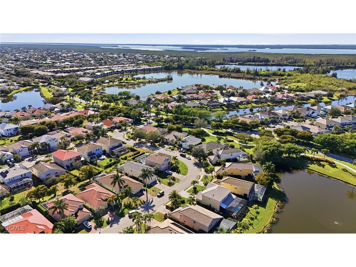 2452 Blackburn Circle Cape Coral FL 33991 2026006300 image50