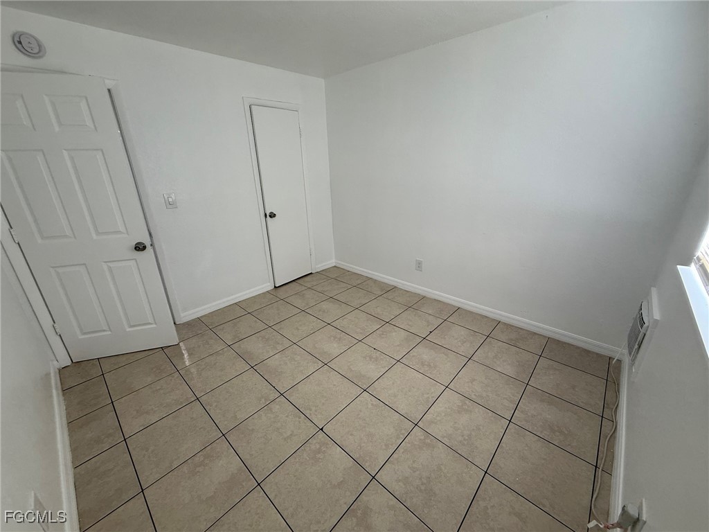 2452 Stella Street #102 Fort Myers FL 33901 2025008690 image3