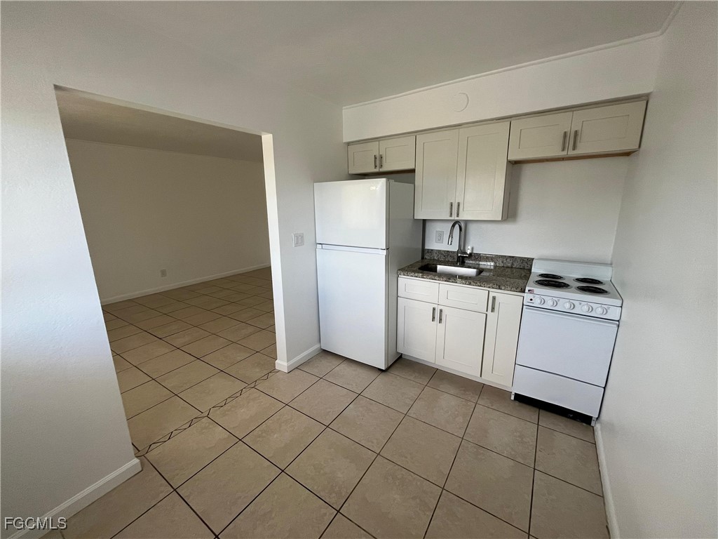 2452 Stella Street #105 Fort Myers FL 33901 2025006009 image8
