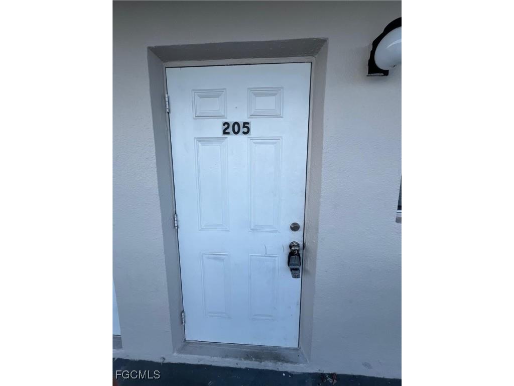 2452 Stella Street #205 Fort Myers FL 33901 2025006016 image2