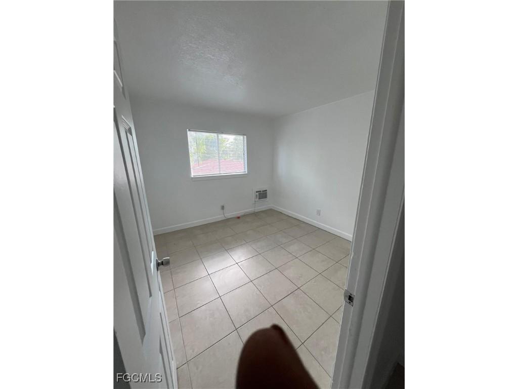 2452 Stella Street #205 Fort Myers FL 33901 2025006016 image8