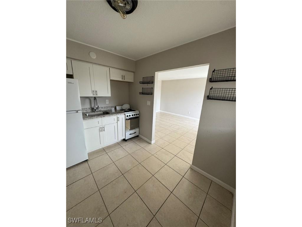 2452 Stella Street #206 Fort Myers FL 33901 225054725 image1