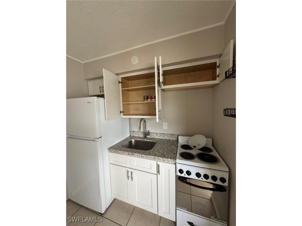 2452 Stella Street #206 Fort Myers FL 33901 225054725 image6