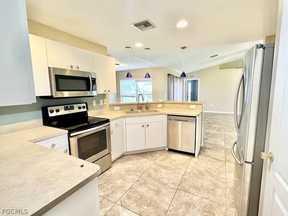 2453 NW 8th Terrace Cape Coral FL 33993 2026013364 image5