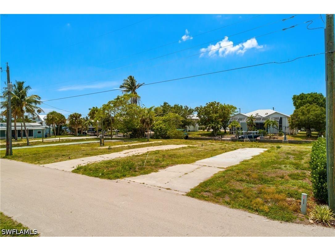 24533 Dolphin Street Bonita Springs FL 34134 226021853 image5