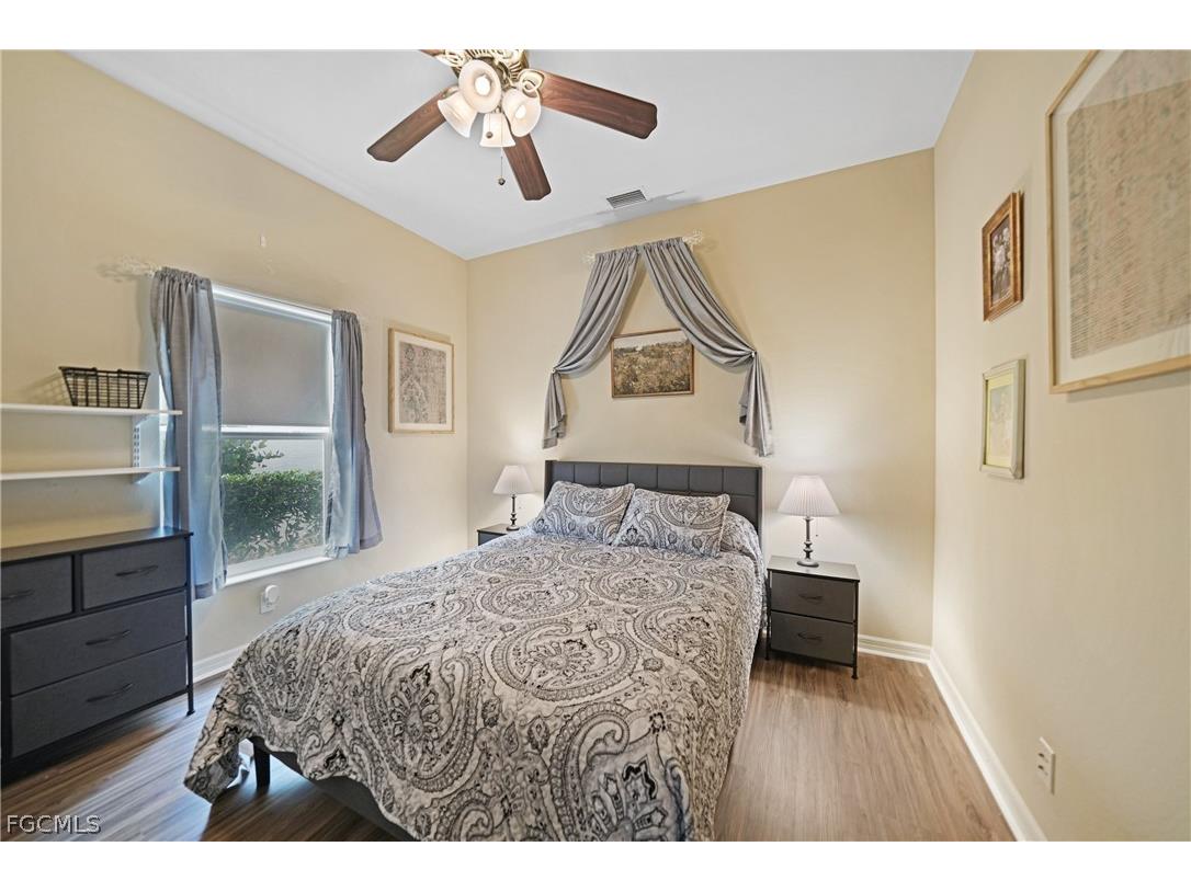 2454 Blackburn Circle Cape Coral FL 33991 2026010152 image18