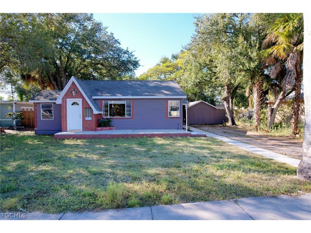 2454 Grand Avenue Fort Myers FL 33901 2026013208 image1