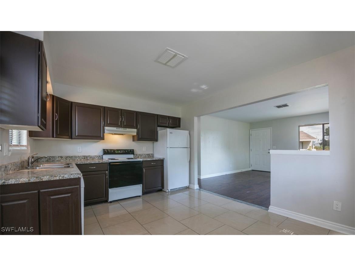 2455 Thomasson Drive #A Naples FL 34112 225072663 image4