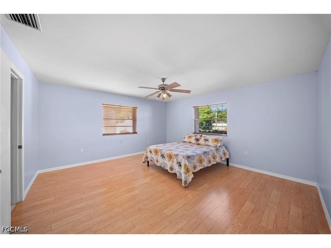 2456 Chandler Avenue Fort Myers FL 33907 2026028616 image19