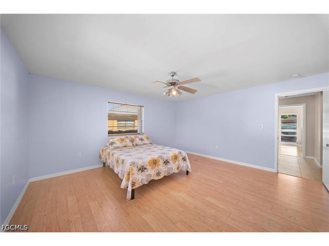 2456 Chandler Avenue Fort Myers FL 33907 2026028616 image20