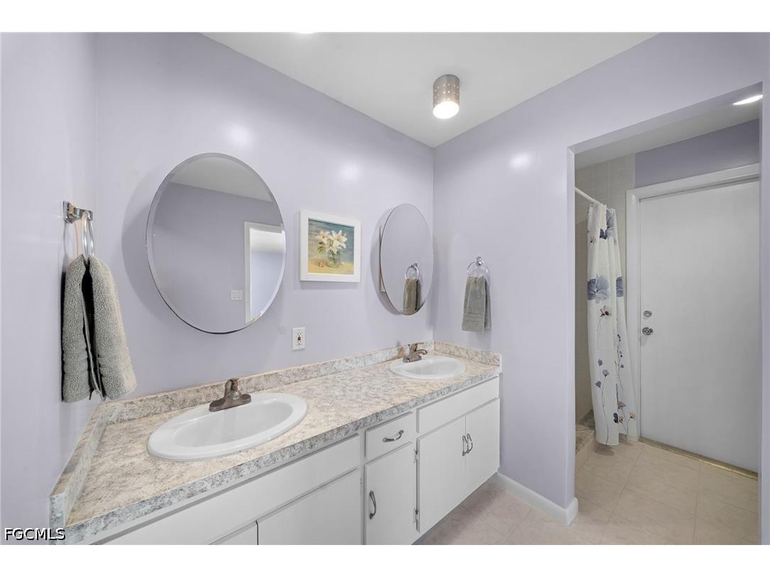 2456 Chandler Avenue Fort Myers FL 33907 2026028616 image23