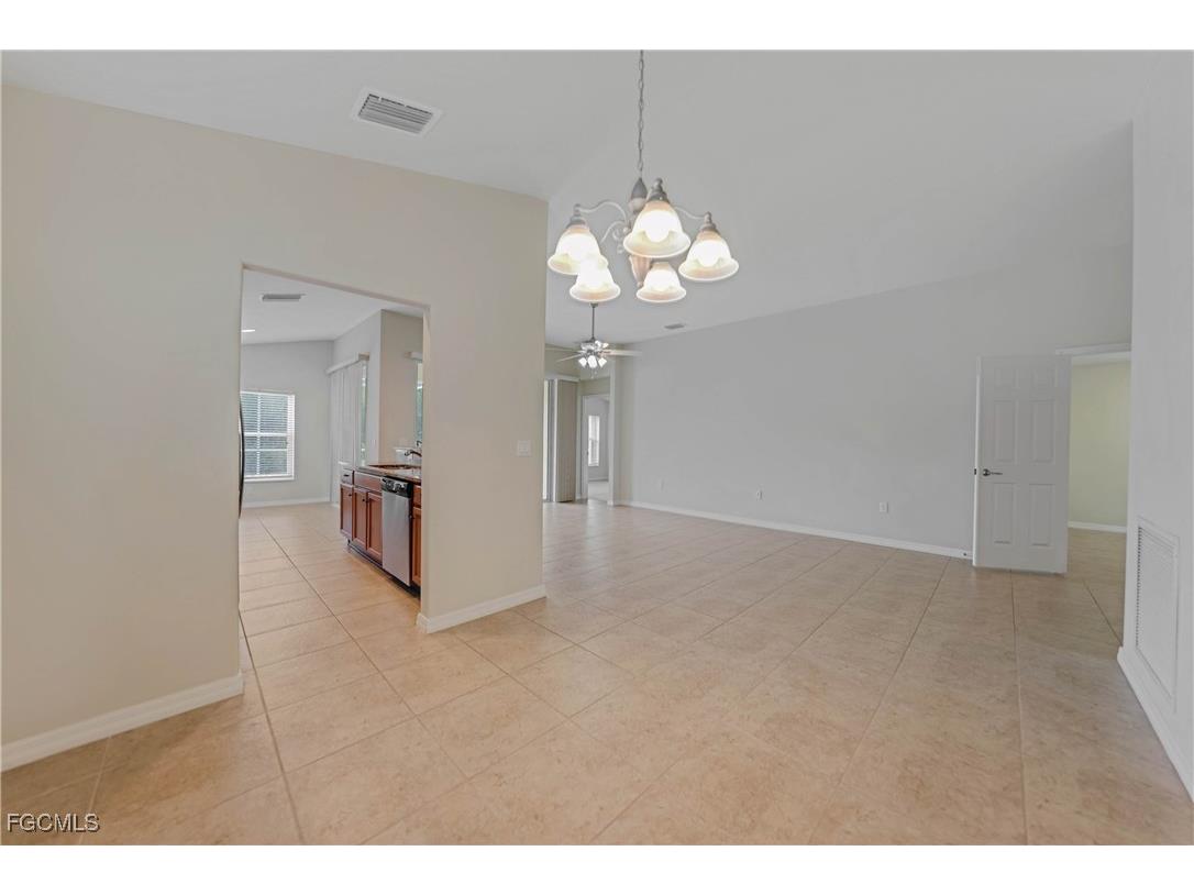 2457 Hopefield Court Cape Coral FL 33991 2025017408 image12