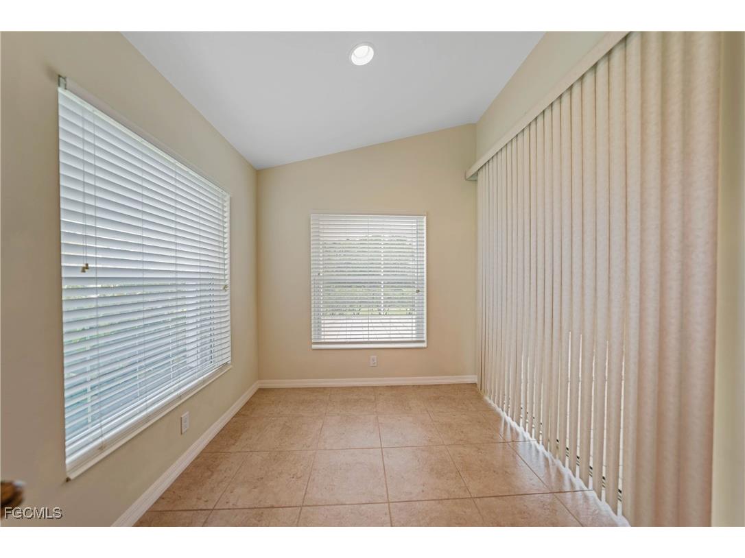 2457 Hopefield Court Cape Coral FL 33991 2025017408 image13