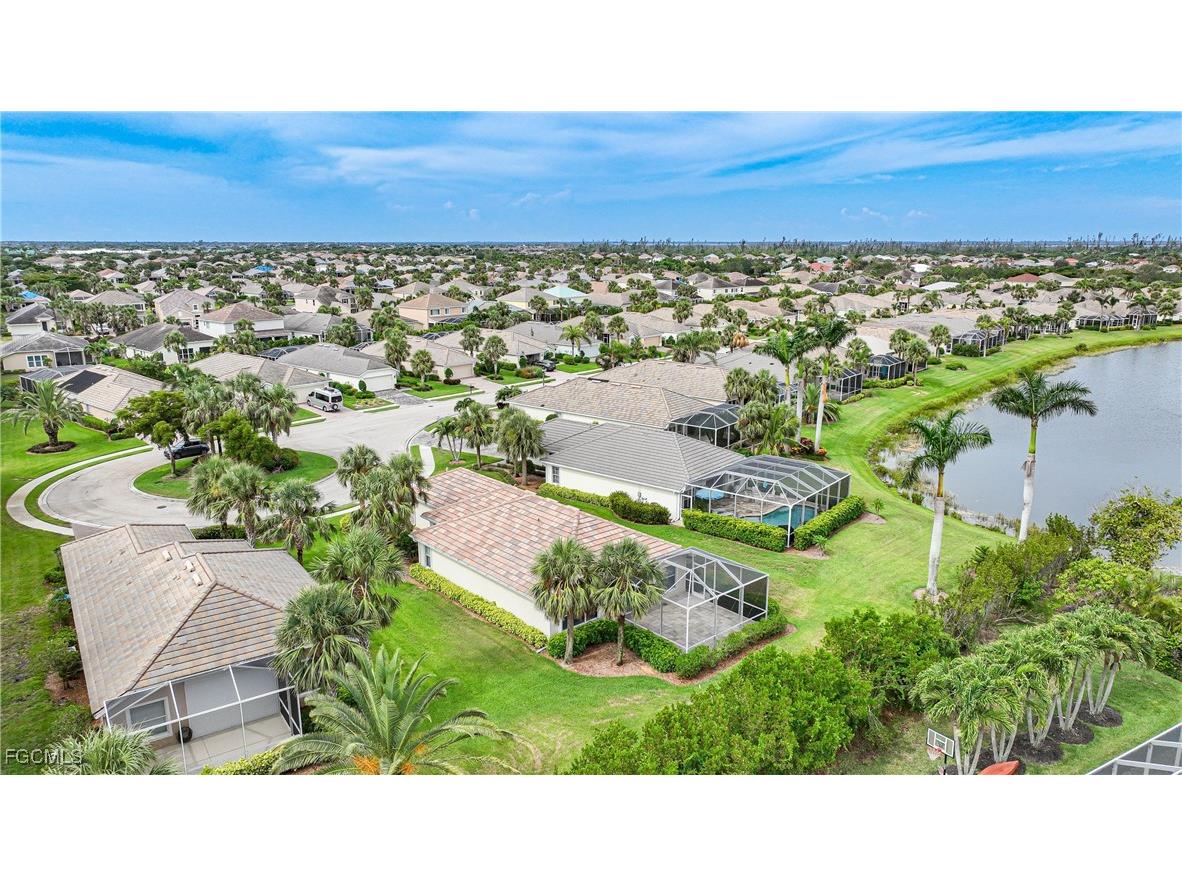 2457 Hopefield Court Cape Coral FL 33991 2025017408 image2