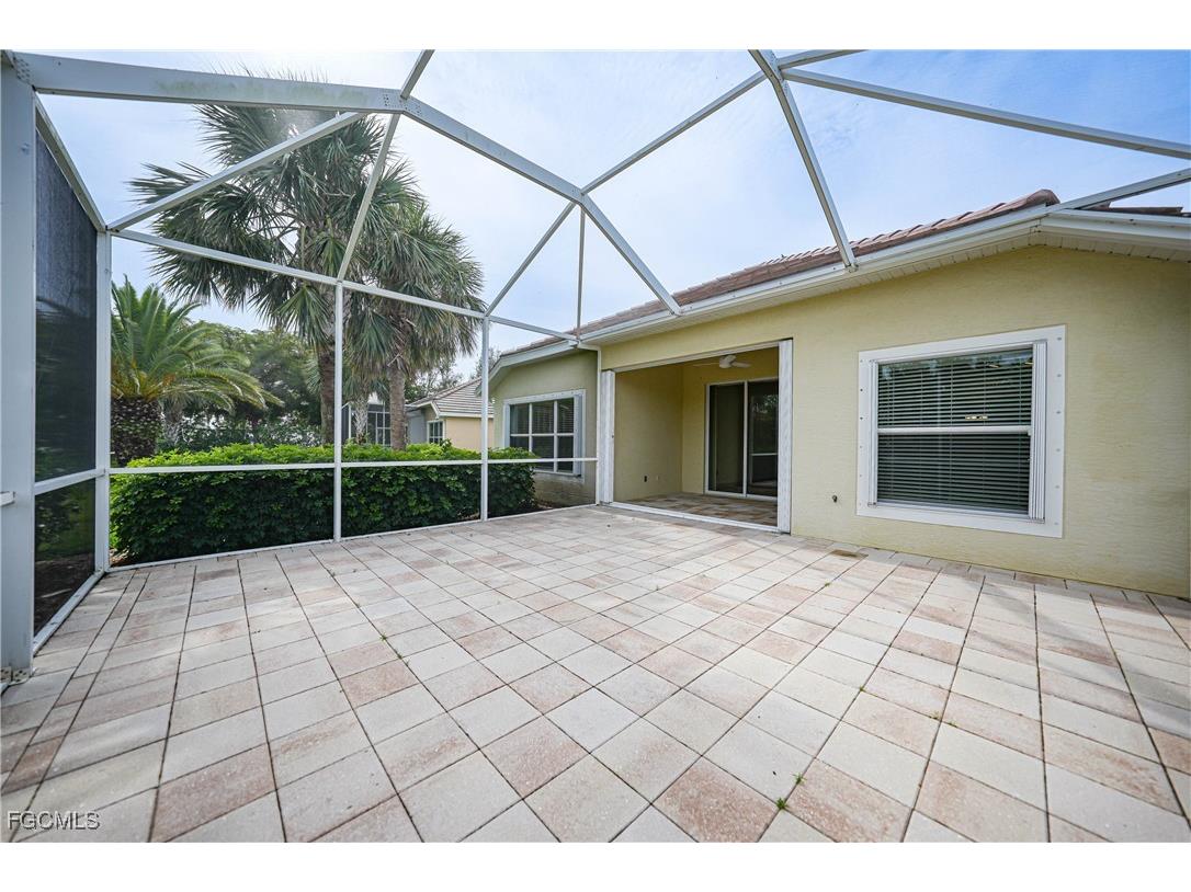 2457 Hopefield Court Cape Coral FL 33991 2025017408 image33