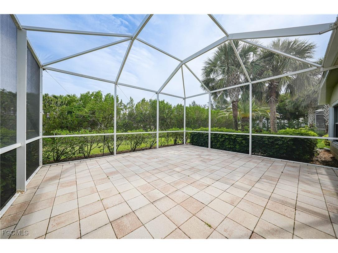 2457 Hopefield Court Cape Coral FL 33991 2025017408 image34