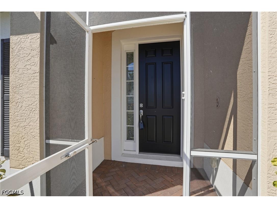 2457 Sutherland Court Cape Coral FL 33991 2026013644 image2