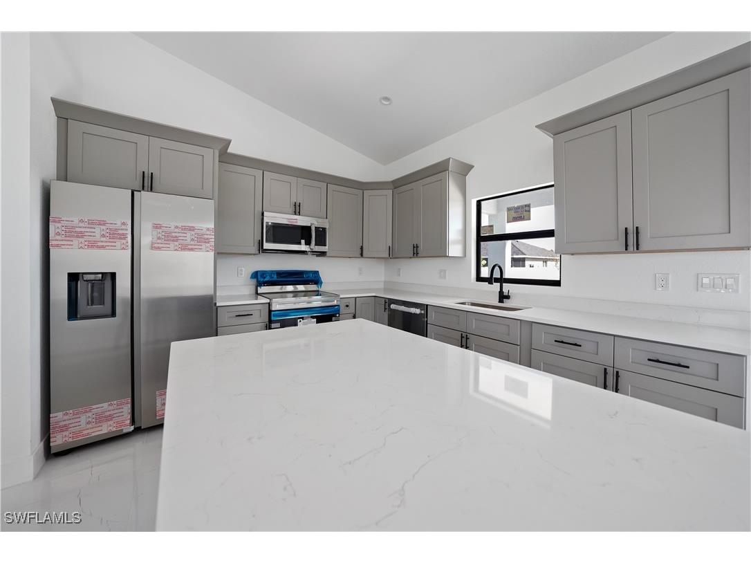 2458 NW 9th Terrace Cape Coral FL 33993 225073465 image9