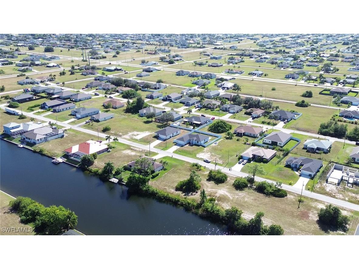 2458 NW 9th Terrace Cape Coral FL 33993 225083003 image26