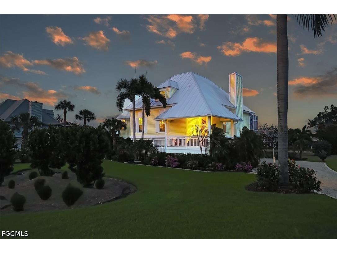 246 Christofer Court Sanibel FL 33957 2026017866 image1