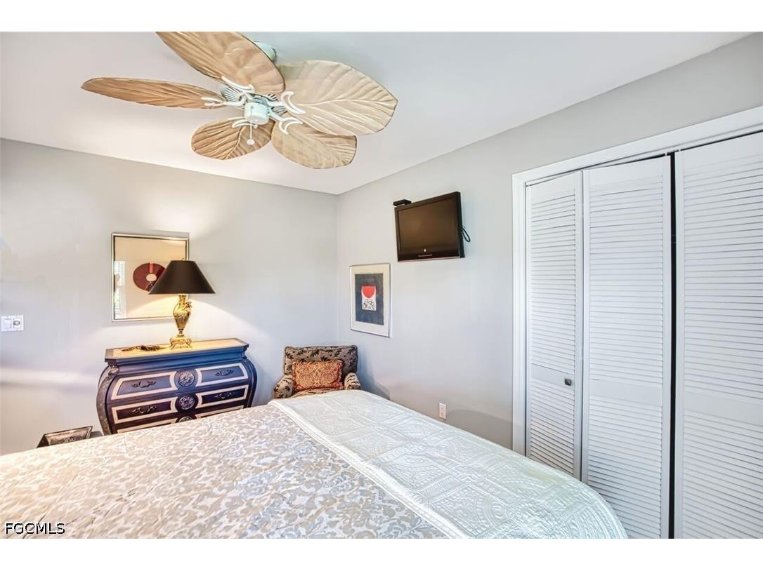 246 Christofer Court Sanibel FL 33957 2026017866 image16