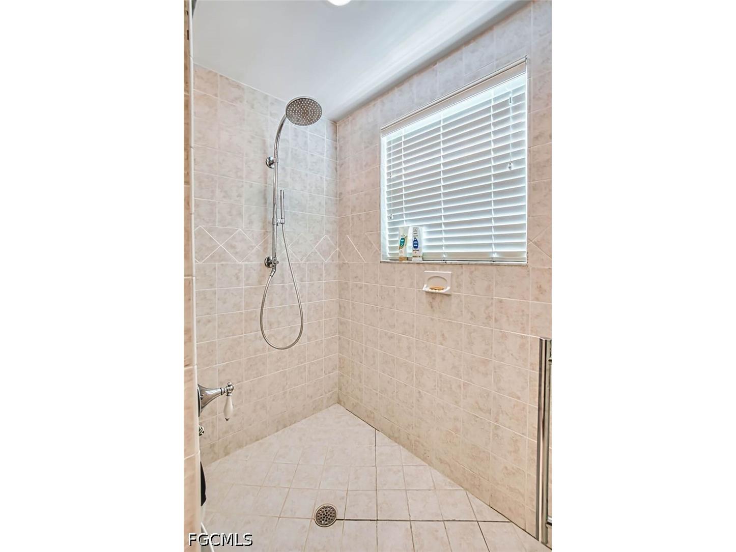 246 Christofer Court Sanibel FL 33957 2026017866 image26