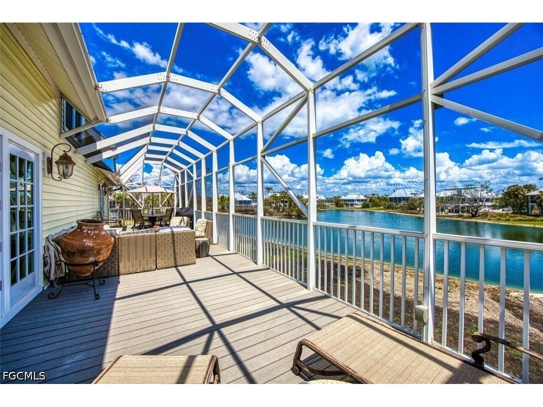 246 Christofer Court Sanibel FL 33957 2026017866 image8