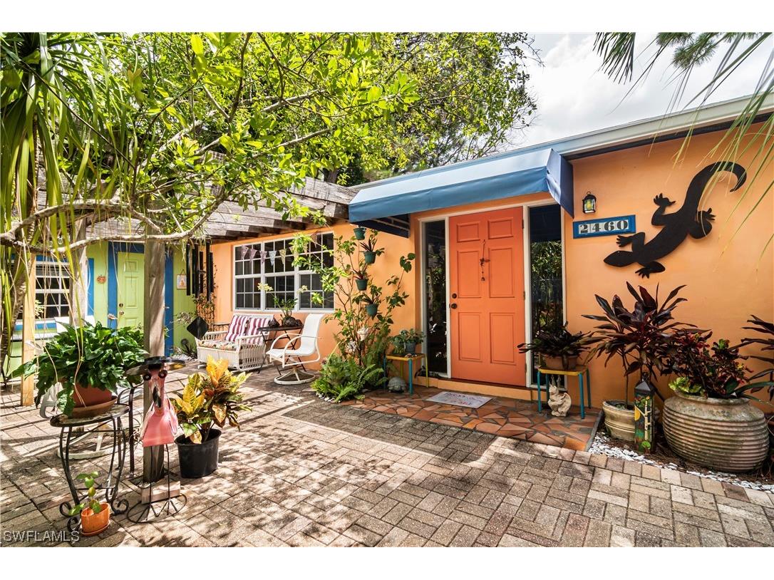 2460 14th Street N Naples FL 34103 223087208 image1