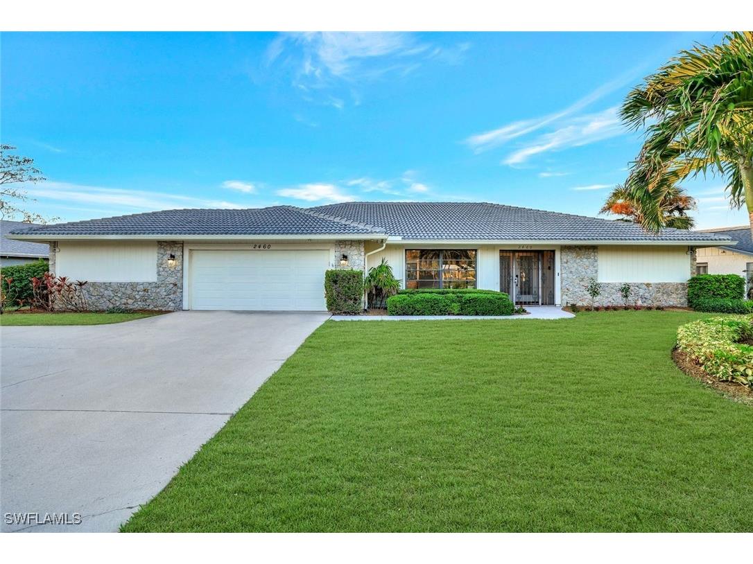 2460 Kings Lake Boulevard Naples FL 34112 225009944 image1