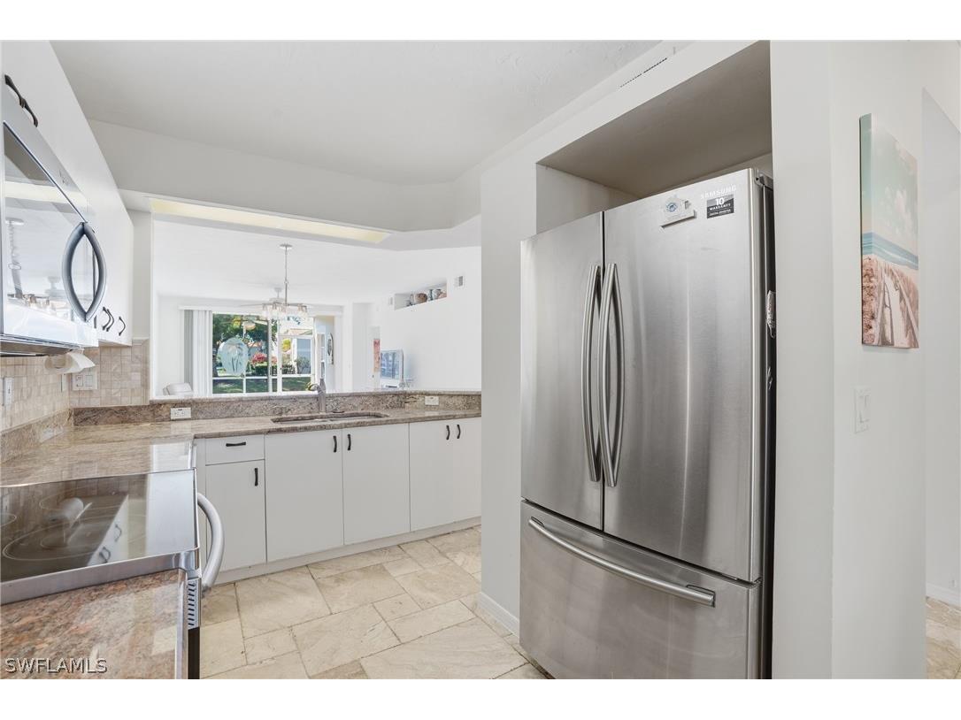 2460 Old Groves Road #E102 Naples FL 34109 226007656 image7