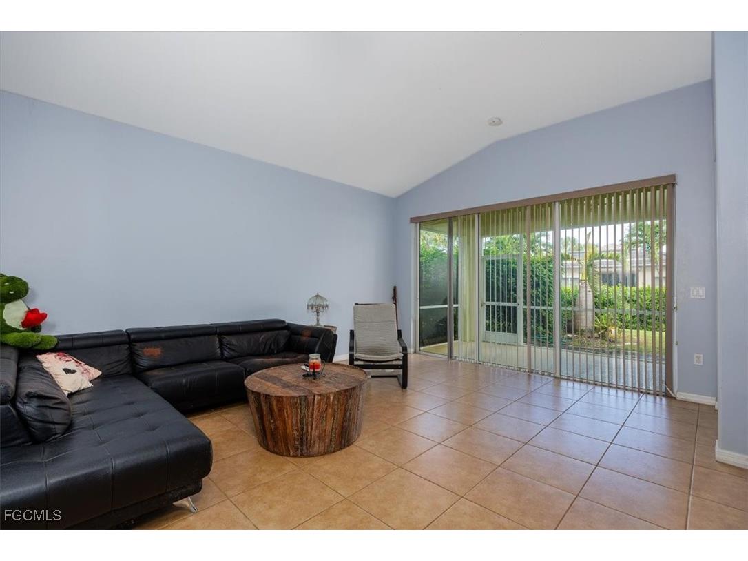 2461 Sutherland Court Cape Coral FL 33991 2025015079 image11