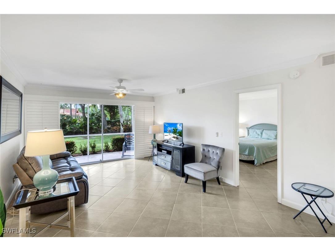 2462 Hidden Lake Drive #201 Naples FL 34112 225074671 image10
