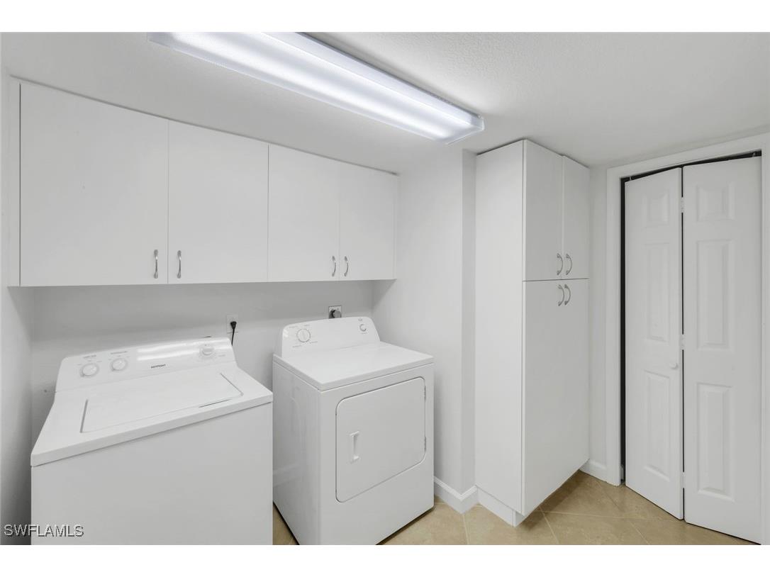 2462 Hidden Lake Drive #201 Naples FL 34112 225074671 image16