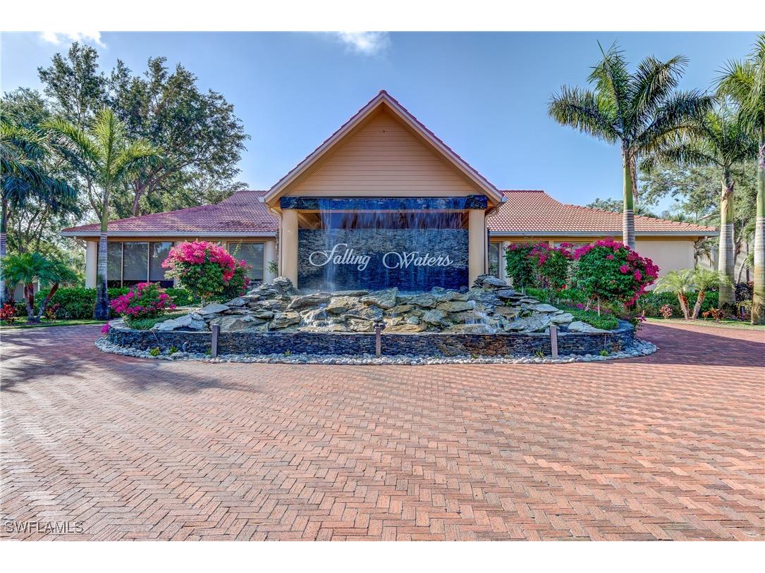 2462 Hidden Lake Drive #201 Naples FL 34112 225074671 image25