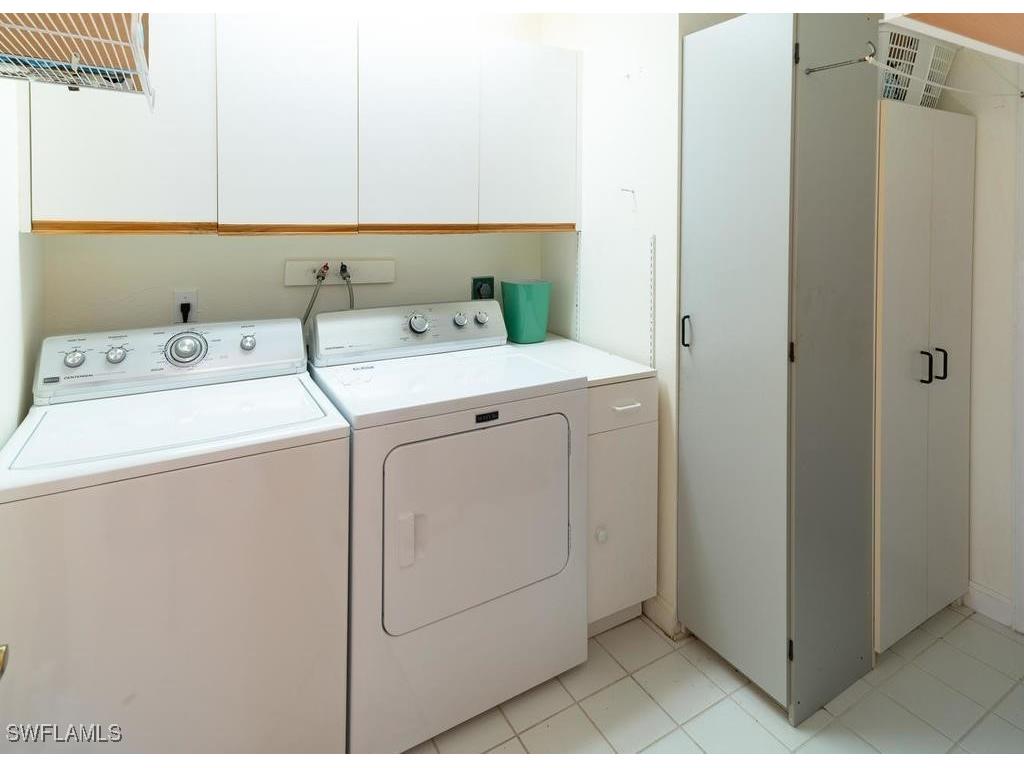 2462 Hidden Lake Drive #208 Naples FL 34112 225060538 image21