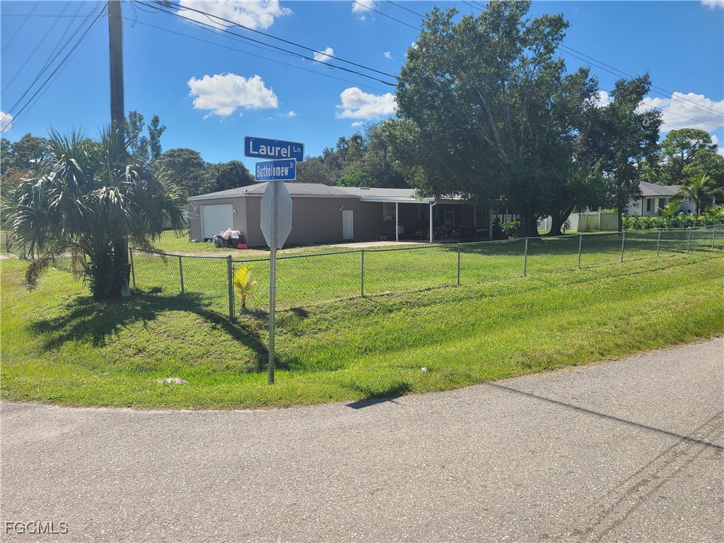 2463 Laurel Lane North Fort Myers FL 33917 2025015367 image1