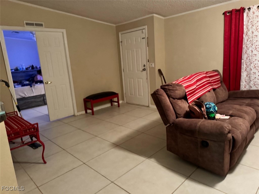 2463 Laurel Lane North Fort Myers FL 33917 2025015367 image14