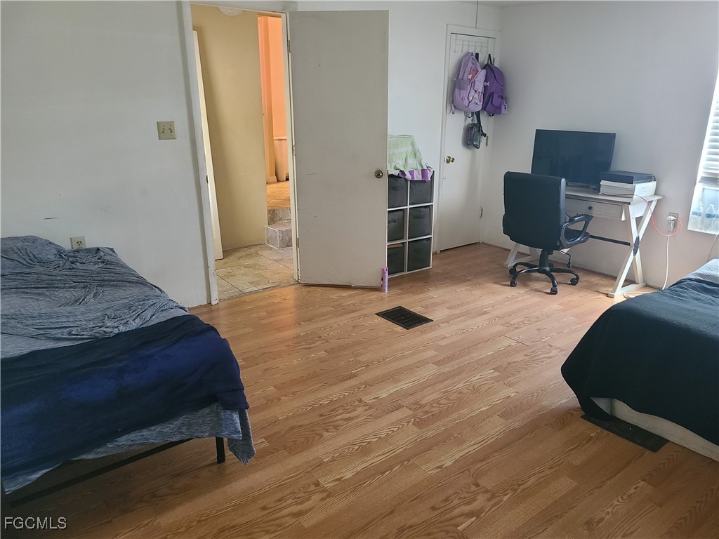 2463 Laurel Lane North Fort Myers FL 33917 2025015367 image23