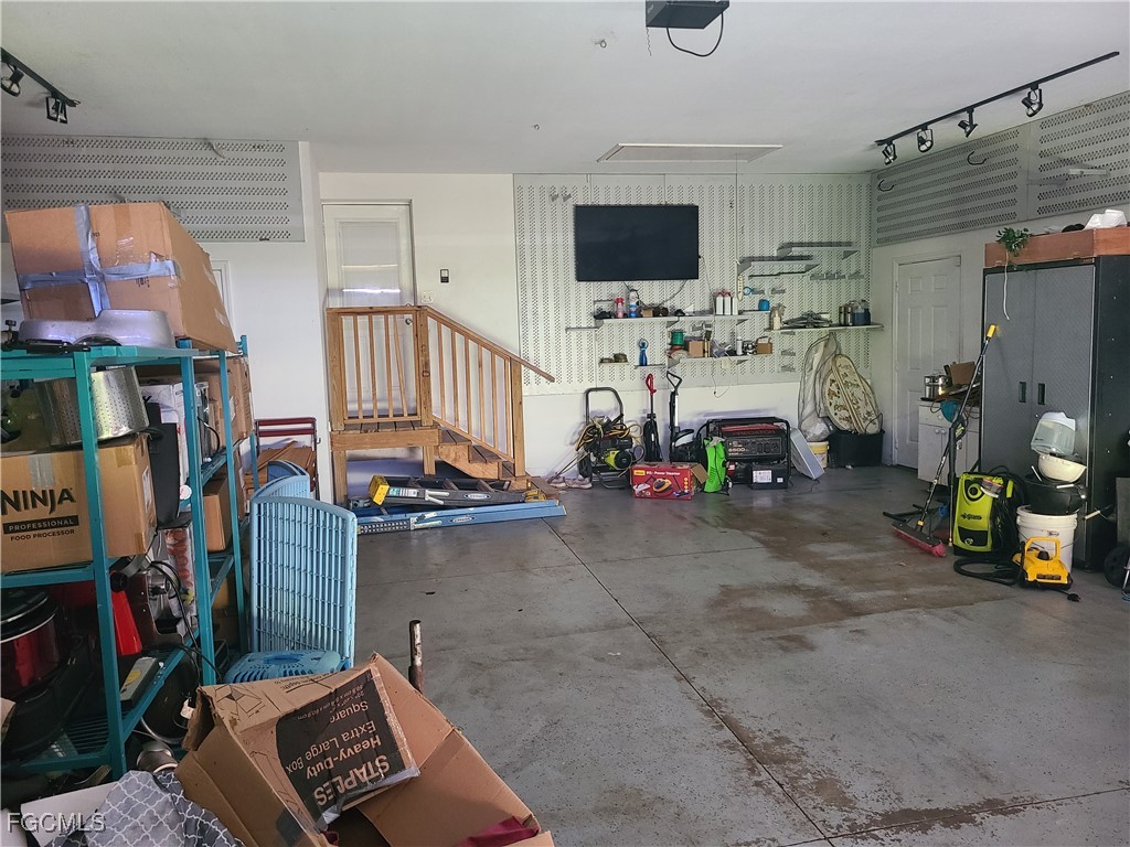 2463 Laurel Lane North Fort Myers FL 33917 2025015367 image27