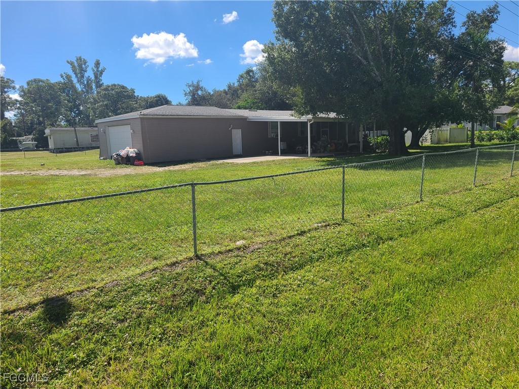 2463 Laurel Lane North Fort Myers FL 33917 2025015367 image36