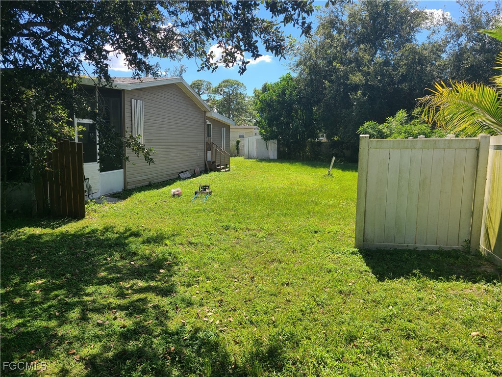 2463 Laurel Lane North Fort Myers FL 33917 2025015367 image5