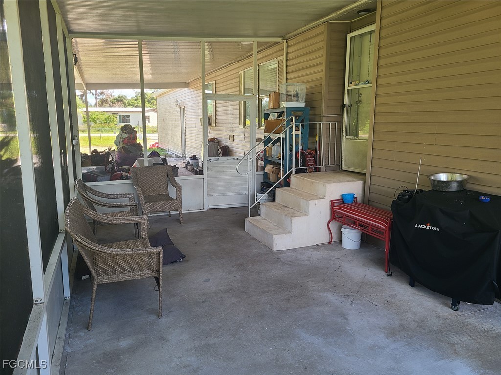 2463 Laurel Lane North Fort Myers FL 33917 2025015367 image9