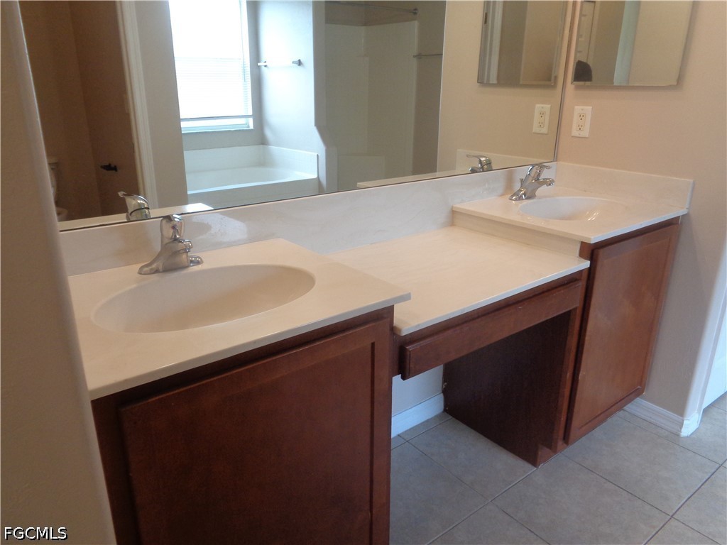 2463 Nature Pointe Loop Fort Myers FL 33905 2026023121 image24