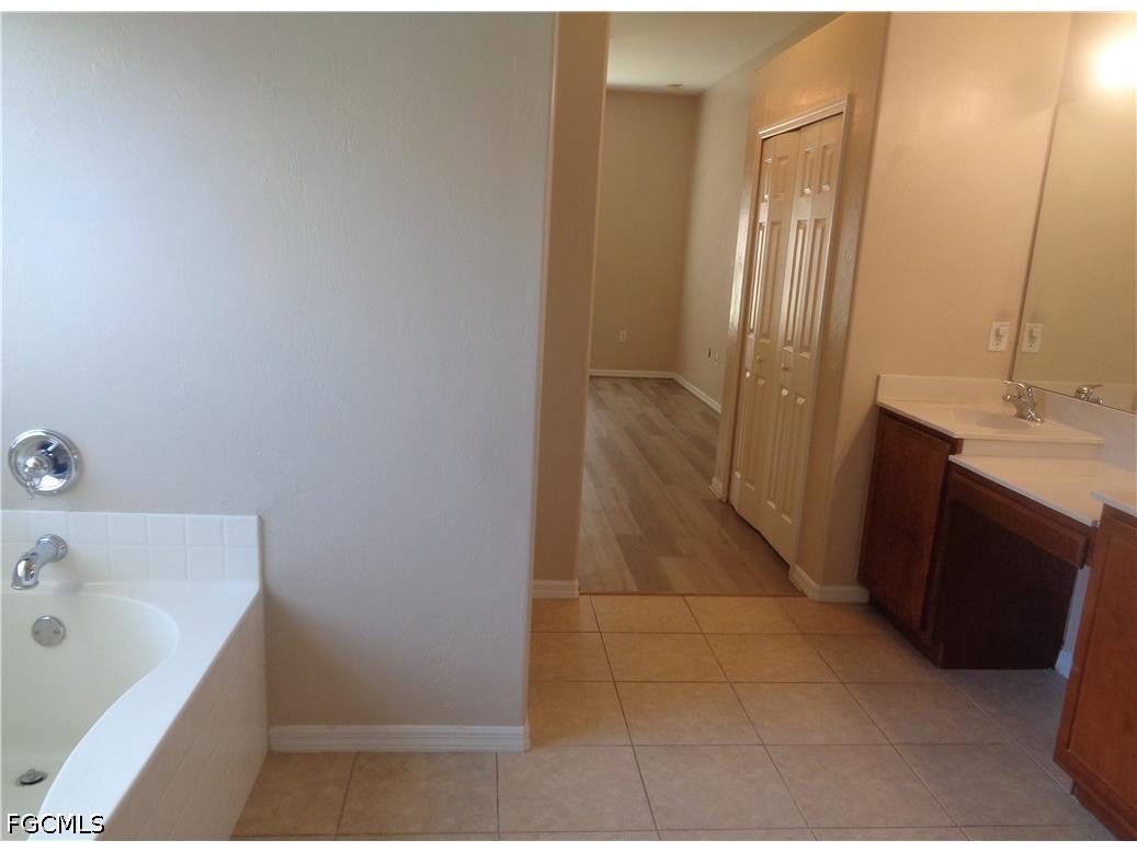 2463 Nature Pointe Loop Fort Myers FL 33905 2026023121 image28