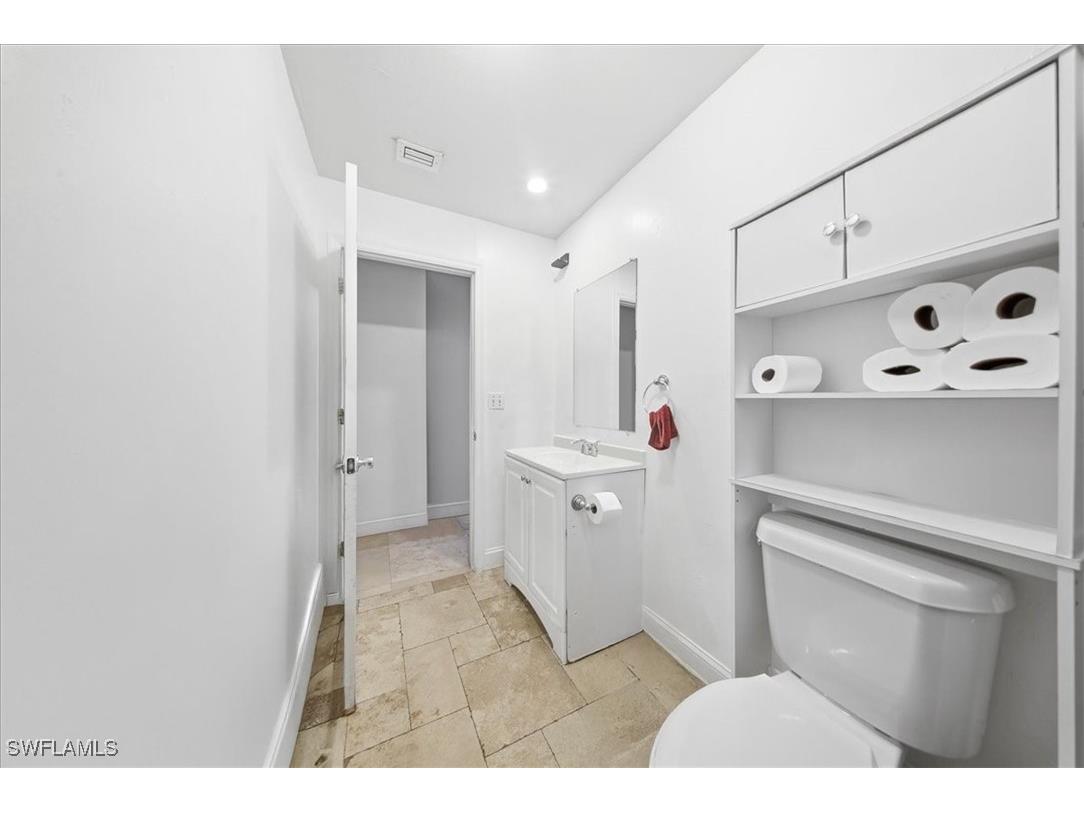 2463 Washington Avenue Naples FL 34112 225083672 image31