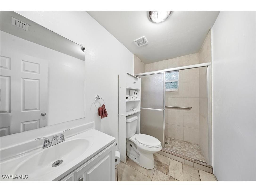2463 Washington Avenue Naples FL 34112 225083672 image32