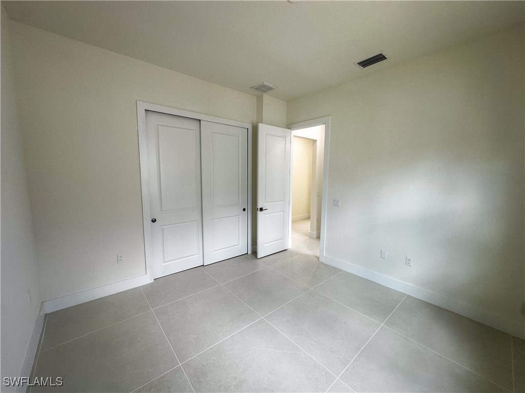 2464 Florida Avenue Naples FL 34112 226002601 image11