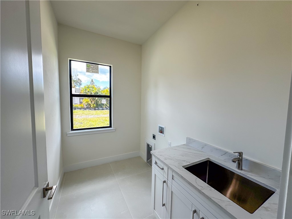 2464 Florida Avenue Naples FL 34112 226002601 image13
