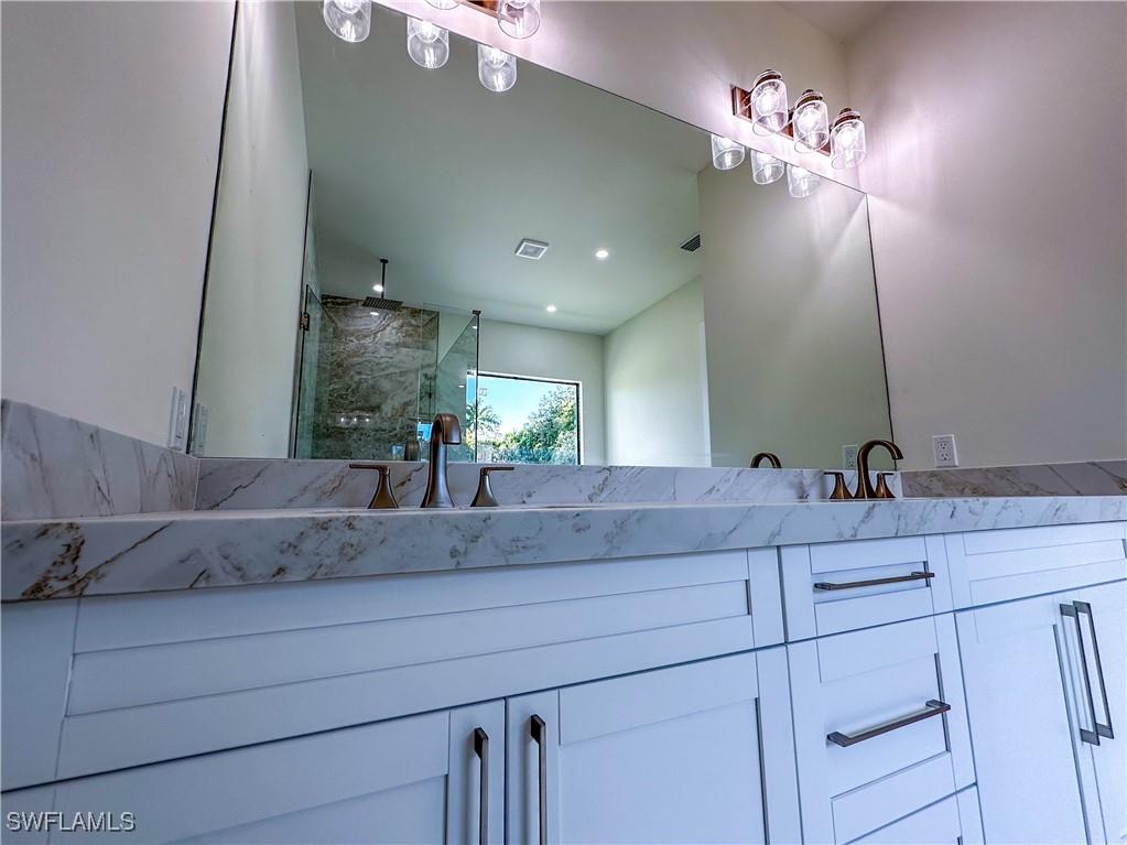 2464 Florida Avenue Naples FL 34112 226002601 image31