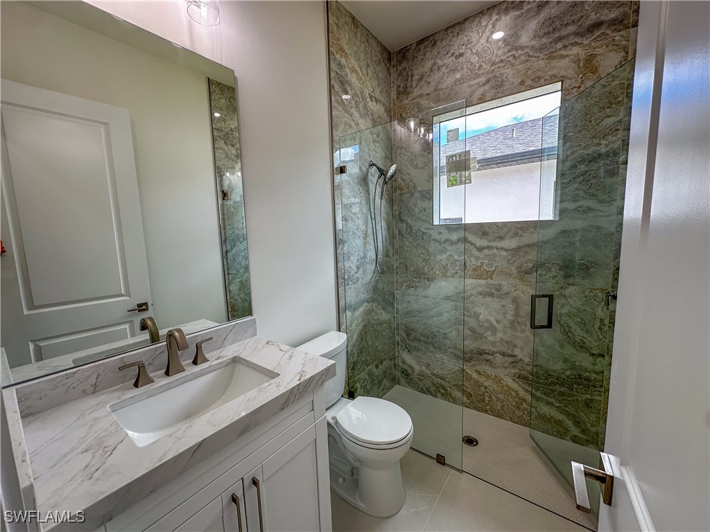 2464 Florida Avenue Naples FL 34112 226002601 image6